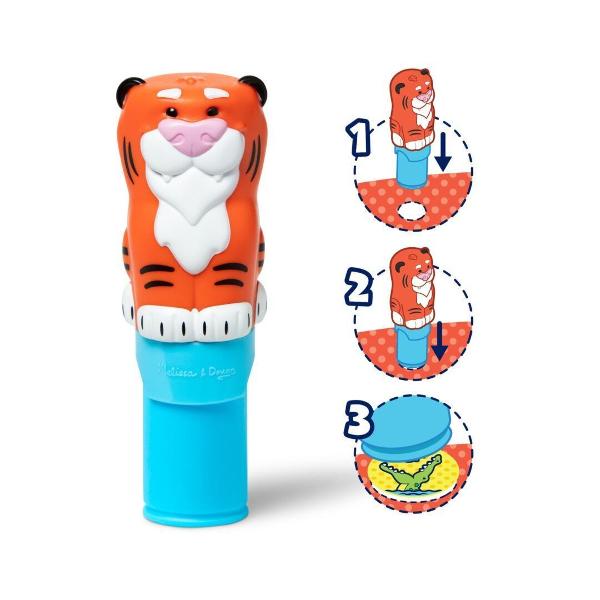 Melissa and Doug Sticker Wow este un set creativ de joaca pentru copii de la 3 ani in sus conceput pentru activitati distractive cu stickere Fiecare set include un aplicator tip stampila cu personaj reincarcabil care distribuie stickere individuale pe paginile incluse in caietul de activitate Setul contine aproximativ 300 de stickere si un caiet cu 24 de pagini pline de jocuri provocari si ilustratii colorate care incurajeaza copiii sa lipeasca sa potriveasca si sa completeze diferite 