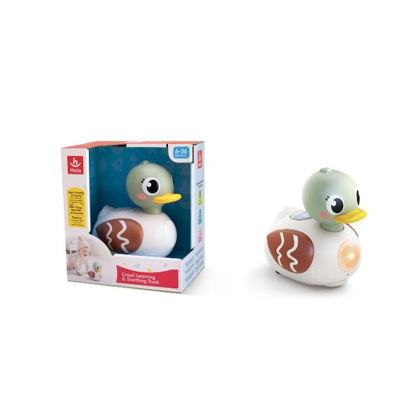 Ratusca Interactiva cu Muzica Si Lumini este o jucarie interactiva special conceputa cu varsta intre 6 si 36 de luni care incurajeaza miscarea explorarea si dezvoltarea timpurii prin joaca activa Ratusca simpatica se deplaseaza pe podea si stimuleaza copilul sa se tarasca si sa o urmareasca sustinand dezvoltarea abilitatilor motorii grosiere si coordonarea mana-ochi Include peste 20 de melodii sunete si efecte muzicale care capteaza atentia si contribuie la dezvoltarea simtului auditiv si 