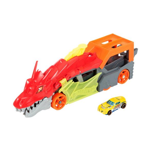 Transportatorul Hot Wheels&trade City Dragon Launch face furori cu functii cool pe care copiii le vor adora &Icircn loc de a arunca flacari din gura acest dragon stilat arunca cu vehicule Hot Wheels&reg Copiii incarca trei masini in el apoi apasa pe lansator pentru a trimite vehiculele in viteza catre diverse aventuri Conectorii de pista din partea din fata si din spate ale bestiei le permit copiilor sa ataseze piste Hot Wheels&reg dezvoltand o constructie existenta sau 