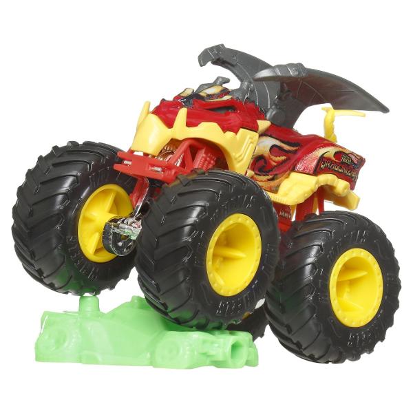 Colectioneaza masinutele Hot Wheeels gigantice pentru numeroase cascadorii Striviti competitia cu masinuta de baza 164 are motoare puternice de frecare si actiuni feroce pe roti acesti monstri sunt de neoprit Fiecare se vinde separat in functie de disponibilitate Culorile si decoratiunile pot varia Acest pachet contine personajul Dragonizer