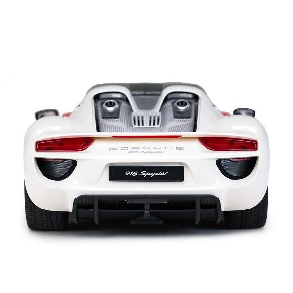 Copilul dumneavoastra se poate juca in voie cu masina cu telecomanda PORSCHE 918 SPYDER WEISSACH ALB scara 1 la 14 oferita de brandul international Rastar Nicio cursa nu este imposibil de castigat cu acesta masinuta replica oficiala cu licenta a modelului original construita cu mare atentie la detalii Masinuta are proportiile ideale pentru momente pline de distractie si amuzamentMasinuta functioneaza pe frecventa de 24GAlimentarea se face astfel  pentru masinuta sunt necesare 5 baterii 