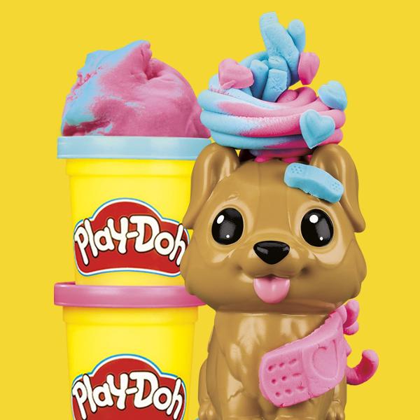 Setul Play-Doh Mini ofera copiilor o modalitate distractiva de a modela si crea diferite forme din plastilina Cu ajutorul presei si al accesoriilor incluse plastilina poate fi presata prin diverse sabloane pentru a obtine modele forme si decoratiuni variate Setul include 2 recipiente cu plastilina Play-Doh in culori diferite cu o cantitate totala de 113 g precum si accesorii pentru modelare si decupare Activitatea stimuleaza creativitatea imaginatia indemanarea si motricitatea fina 