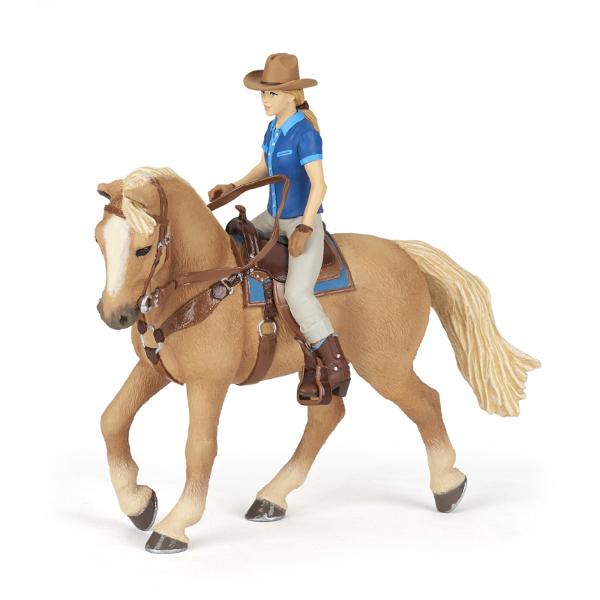 Setul de figurine Papo Cowgirl si cal ii invita pe toti cei mici intr-o cursa fabuloasa imaginara cu adevarat deosebita in lumea western modernaFigurina Papo Set Cowgirl si cal este o jucarie pictata manual care atrage prin detaliile sale care redau cexcelent infatisarea personajelor realeMicutii vor fi fascinati de povestile ce se pot contura in jurul acestei frumoase jucarii sau de jocurile pe care le pot avea alaturi de prietenii lor Figurinele sunt stabile placute 