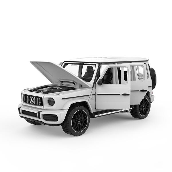 Masinuta are proportiile ideale pentru momente pline de distractie si amuzament avand dimensiunile in centimetri dupa cum urmeaza  199585 Masinuta metalica MERCEDED BENZ AMG G63 scara 1 la 32 are anvelope de cauciuc si un design detaliat interior-exterior realizat din material metalic turnat cu accesorii realizate din material plastic portiere de calitate superioara Copilul dumneavoastra se poate juca in voie cu masina metalica MERCEDED BENZ AMG G63 oferita de brandul international 