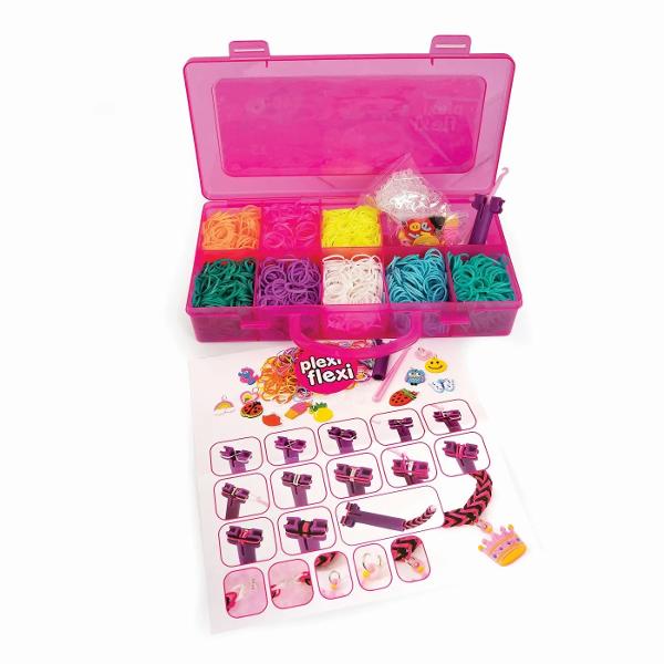 Trusa de artizanat intr-o cutie cu 2400 de elastice colorate si 15 modele diferite de accesorii pentru decorare Creati bratari unice si colorate inele si alte accesorii si faceti-le si mai impresionante prin adaugarea de accesorii colorate in modele unice Perfect pentru copiii care iubesc mestesugurile si vor sa isi exprime creativitatea Disponibila in 2 culori diferite si la moda ale carcasei cutia actioneaza ca un spatiu de depozitare si face mai usor pentru copil sa ia cu el toate 