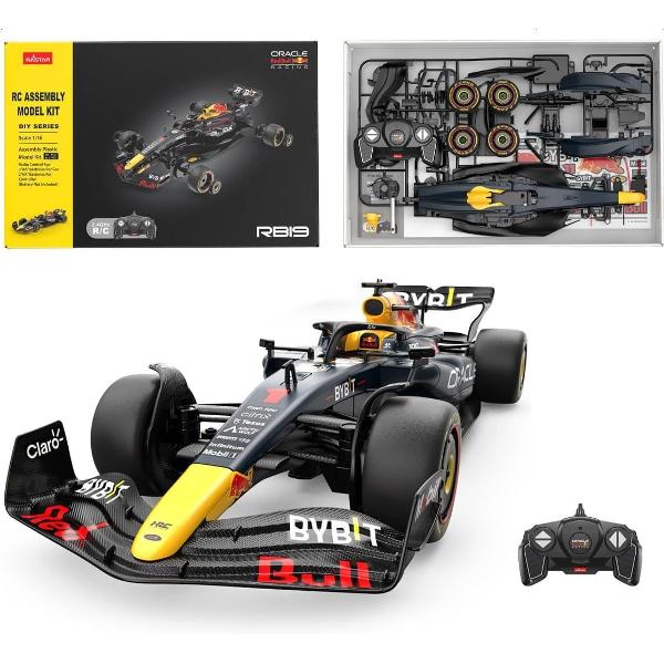 Kitul de Asamblare RC Red Bull Racing RB19 de la Rastar este o jucarie spectaculoasa ideala pentru fanii Formulei 1 si pentru copiii care iubesc sa construiasca si sa se joace cu masinute controlate prin telecomanda Acest set DIY include 55 de piese din plastic care permit asamblarea unei replici detaliate a masinii RB19 la scara 116 model pilotat de echipa Oracle Red Bull Racing Dupa ce este asamblata masinuta devine complet functionala si poate fi controlata printr-o telecomanda moderna 