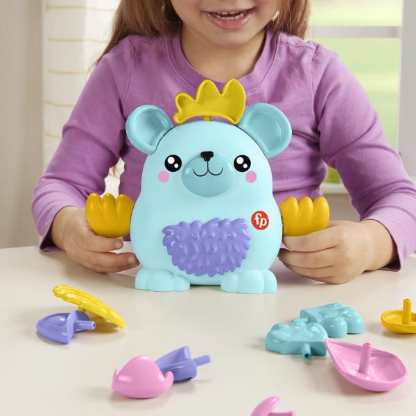 Copiii vor avea parte de ore intregi de distractie creativa cu jucaria de constructie FP Pets Mix &amp Match Pet de la Fisher-Price&reg Cei mici pot folosi baza corpului si cele 17 piese interschimbabile inclusiv urechi ochi par si multe altele pentru a crea 5 animale de companie usor de recunoscut Sau pentru si mai multa distractie pot amesteca si potrivi piesele pentru a inventa propriul animal de companie unic Piesele sunt concepute special pentru a fi usor de prins de 