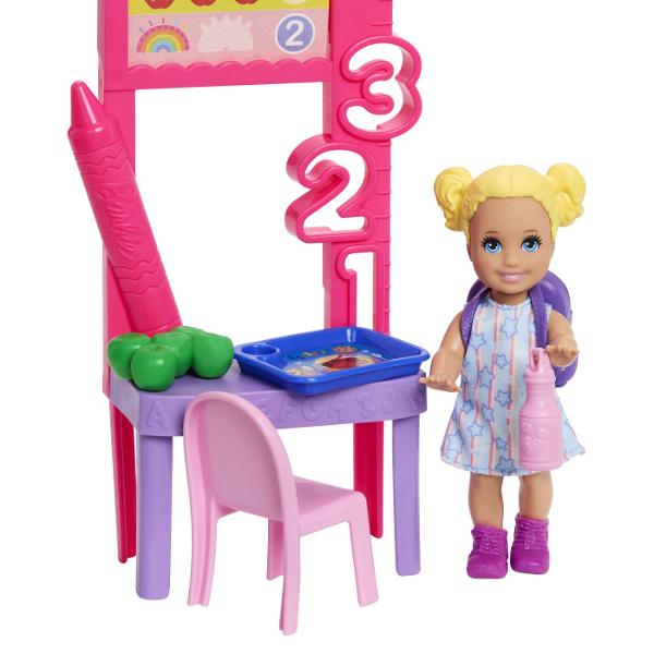 Copiii pot explora tot felul de cariere cu Barbie De la un om de stiinta la un copil de doctor papusile Barbie Careers sunt gata sa inspire povesti pentru toata lumea Barbie poarta haine detasabile cu tematica de cariera si alte accesorii pentru a spune povesti Imaginatia poate juca o lume plina de posibilitati de povestire si oportunitati de cariera cu aceasta papusa puternica gata sa inspire copiii sa fie tot ce isi doresc sa fie Acest pachet contine o Papusa Barbie Mulatra Profesoara