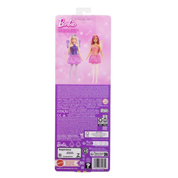Descopera lumea magica unde totul este posibil cu Barbie Dreamtopia Cu aceste papusi Barbie Zane povestile prind viata Tinuta de vis are un corset minunat cu model in relief si o fustita perfect asortata Ai observat si aripioarele papusii Acestea raspandesc magia Barbie prin toata camera de joaca O tiara deosebita adauga o nota regala pentru jocul de rol cu printese Acest pachet contine o papusa Barbie cu par roz si tinuta in 2 culori
