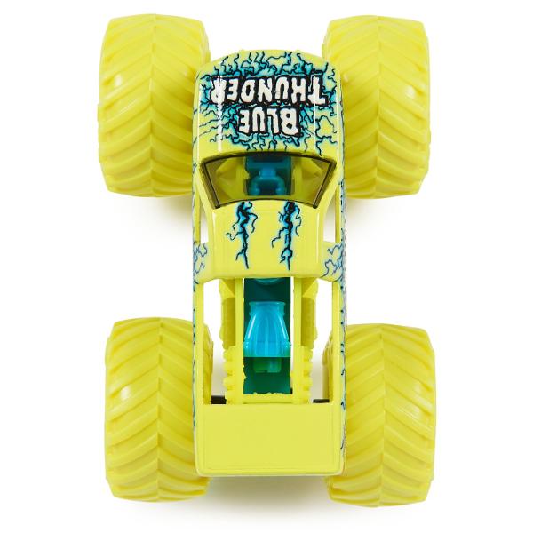 Masina oficiala a spectacolului Monster Jam Un vehicul hiper detaliat fidel eroilor spectacolului cu un aspect agresiv si suspensii realiste pentru a face cascadoriile intr-un mod cat mai spectaculos Macheta este metalica si foarte bine realizata Foarte rezistenta Monster Jam ofera mai multe detalii si grafica decat oricand Cu anvelopele oficiale BKT jante cromate stilizate si un sasiu autentic cu detalii cromate acest camion monstru intruchipeaza stilul si volanul omologului sau din 