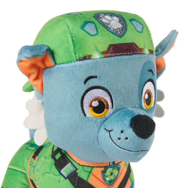 Figurina de plus Patrula Catelusilor Filmul cu Dinozauri Pup Pals este inspirata de personajele indragite din aventurile Patrula Catelusilor si este realizata din material moale si placut la atingere Designul colorat detaliile brodate si tinutele tematice inspirate din film transforma fiecare personaj intr-un companion potrivit pentru joaca imbratisari sau colectie Copiii pot recrea aventurile preferate sau pot inventa propriile misiuni alaturi de eroii Patrula Catelusilor Produsul se vinde 