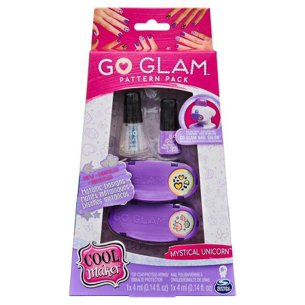 Noul salon de manichiura GoGlam GO GLAM Nail Stamper stampileaza modele pe unghii de orice dimensiune Este distractiv si usor sa creati manichiuri personalizate in cateva minute cu acest set de unghii Pur si simplu introduceti un model in masina vandut separat vopsiti-va unghiile cu stratul de baza si apasati pentru a stampila stampilati unghiile elegante in cateva minute Cu 2 modele elegante si o oja GO GLAM inclusa combinati si combinati pentru a va personaliza si exprima stilul 