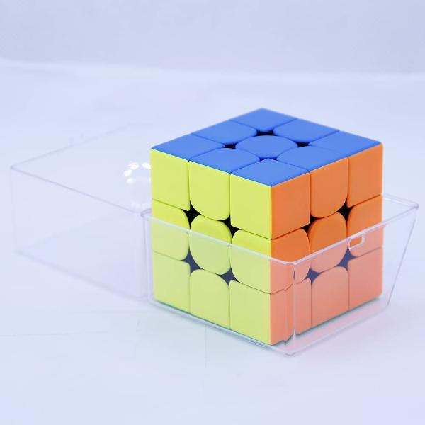 Seria de caracteristici surprinzatoare continua GAN face din cuberi speedcuberi Alegand produsele GAN &8203;alegi cel mai de succes brand de cuburi din lume Noul Gan 356M este un speedcube stickerless magnetizat din fabrica si ofera caracteristici premium rivalizand cu cele mai cunoscute si performante cuburi GAN Versiunea standard vine cu 3 setari suplimentare de GES GAN 356 M are un nou design care a fost optimizat pentru magnetizare un sistem de elasticitate nou si imbunatatit GES 