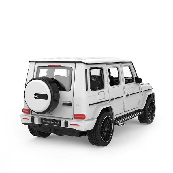 Masinuta are proportiile ideale pentru momente pline de distractie si amuzament avand dimensiunile in centimetri dupa cum urmeaza  199585 Masinuta metalica MERCEDED BENZ AMG G63 scara 1 la 32 are anvelope de cauciuc si un design detaliat interior-exterior realizat din material metalic turnat cu accesorii realizate din material plastic portiere de calitate superioara Copilul dumneavoastra se poate juca in voie cu masina metalica MERCEDED BENZ AMG G63 oferita de brandul international 