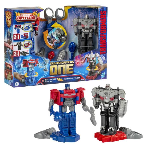 Experimentati originile epice ale robotilor legendari Transformers cu acest pachet de 2 figurine de actiune Transformers One Battling Robots care include figurina Optimus Prime si figura de actiune Megatron Asezati figurinele de actiune pe baza de lupta si glisati fantele pentru degete pentru miscari interesante de actiune Arunca o figurina de la baza pentru a castiga Cifra Optimus Prime articulata de 45 inchi 115 cm se transforma intre jucarie robot si jucarie semi-camion in 3 pasi 