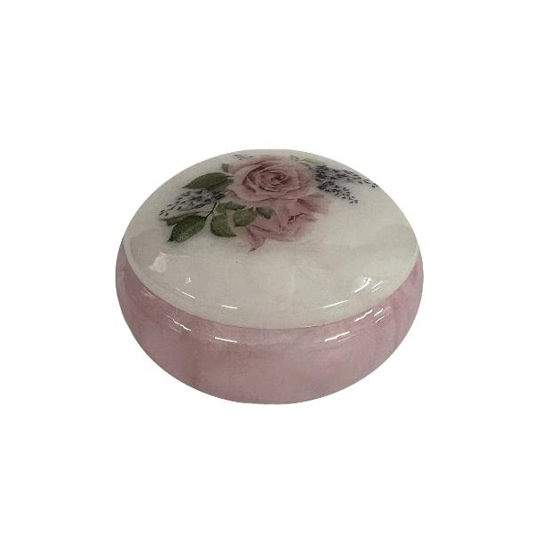 Cutiu&539;&259; din alabastru rotund&259; cu un diametru de 8 cm &537;i o în&259;l&539;ime de 4 cm perfect&259; pentru p&259;strarea bijuteriilor sau a micilor obiecte pre&539;ioaseRealizat&259; din piatr&259; natural&259; de alabastru fiecare cutiu&539;&259; este unic&259; putând prezenta varia&539;ii subtile de culoare &537;i textur&259; datorit&259; caracteristicilor specifice ale fiec&259;rei pietreAcest detaliu confer&259; 
