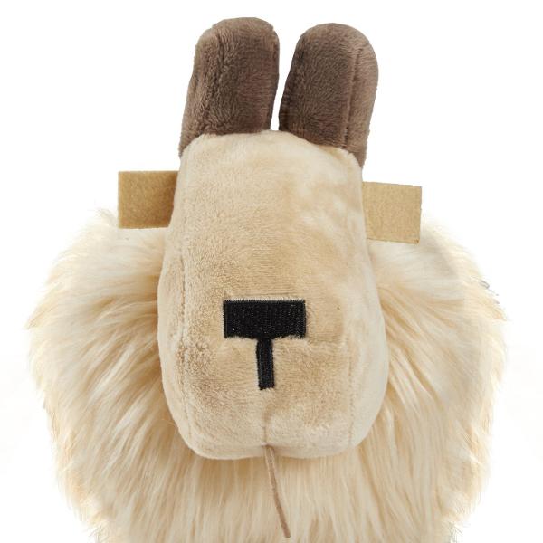 Adu lumea pixelata din Minecraft in realitate cu aceste jucarii de plus si detalii inspirate de personajele si creatiile iconice din joc Fiecare plus are design autentic culori vii si forme cubice pastrand fidelitatea fata de stilul grafic al jocului Colectia include atat personaje populare cum ar fi Steve si Alex cat si creaturi indragite sau temute precum Zombie Albastru Axolotl Bee Papagal Pisica Cal sau alte animale si mob-uri din Minecraft Realizate din materiale moi si 