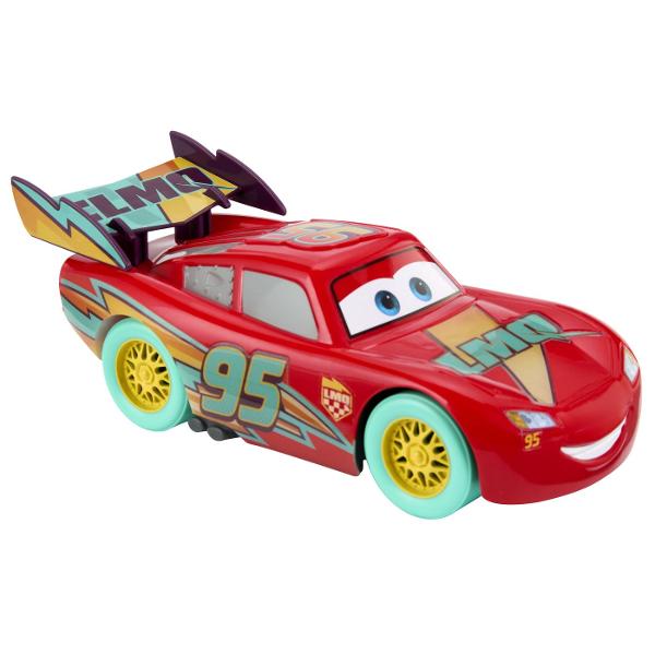 Masinuta Fulger McQueen din universul Disney Pixar Cars aduce cursele si aventurile personajului preferat direct in joaca celor mici Vehiculul este prevazut cu lumini si peste 10 sunete care pot fi activate pentru o experienta de joaca mai interactiva si mai distractiva Designul reproduce aspectul binecunoscut al lui Fulger McQueen cu numarul 95 si elementele grafice inspirate din film Masinuta este potrivita pentru joaca de rol curse si recrearea scenelor preferate din Cars Functii 