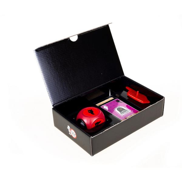 Adevar sau Provocare este un joc pentru adultii peste 18 ani din seria Witty Hooligan &Icircn ea va trebui sa alegeti intre a va impartasi secretele cu alti jucatori sau a efectua una dintre provocarile cartilor Pachetul contine 84 de carti1 zar 1 sageata Jocul se poate juca in 2-20 jucatori