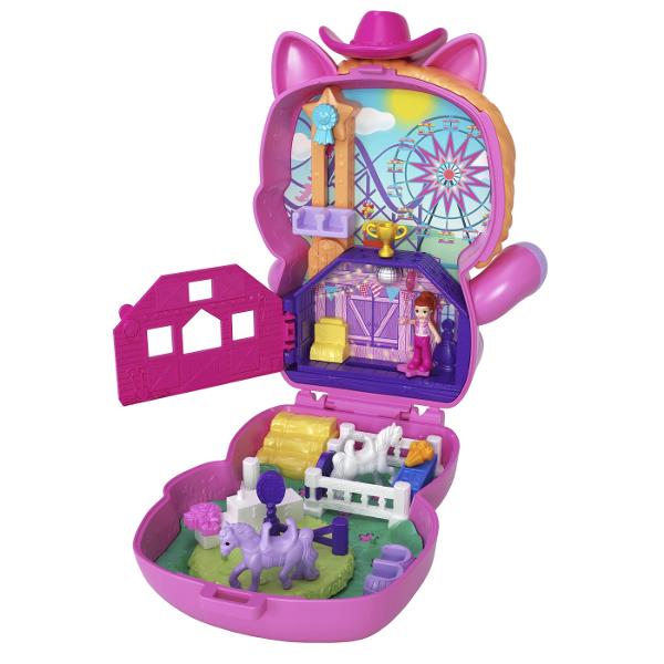 Gentutele Polly Pocket detin lumi mici cu surprize mari in interior pe care fetele si baietii le pot duce oriunde Fiecare jucarie portabila prezinta la exterior o forma adorabila de animal cu un detaliu de joaca interactiv cei mici pot combina accesoriile pentru a ingriji animalul de cate ori doresc Cand au terminat de decorat exteriorul copiii pot deschide carcasa pentru a dezvalui o papusa mai multe functii de joaca din mers si mai mult de 10 accesorii Arunca o petrecere de pijama pentru 