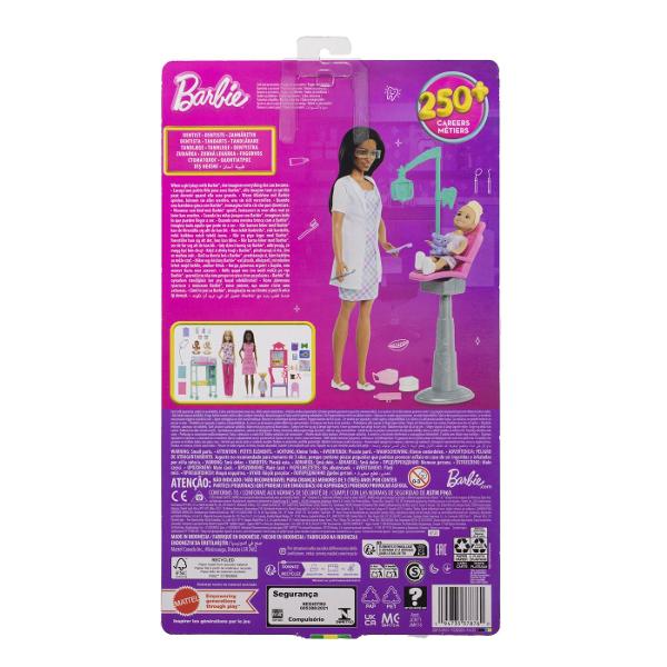 Copiii pot explora tot felul de cariere cu Barbie De la un om de stiinta la un copil de doctor papusile Barbie Careers sunt gata sa inspire povesti pentru toata lumea Barbie poarta haine detasabile cu tematica de cariera si alte accesorii pentru a spune povesti Imaginatia poate juca o lume plina de posibilitati de povestire si oportunitati de cariera cu aceasta papusa puternica gata sa inspire copiii sa fie tot ce isi doresc sa fie Acest pachet contine un set de joaca cu Barbie Dentist