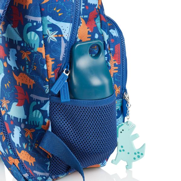 Ghiozdanul London Dino Dude&nbsp;din colec&539;ia Recycl Miquelrius este alegerea ideal&259; pentru &537;coal&259; &icirc;mbin&acirc;nd un design modern cu imprimeu dinozauri &537;i func&539;ionalitate practic&259; Realizat din&nbsp;poliester reciclat contribuie la protejarea mediului &icirc;n timp ce ofer&259; rezisten&539;&259; &537;i confort 