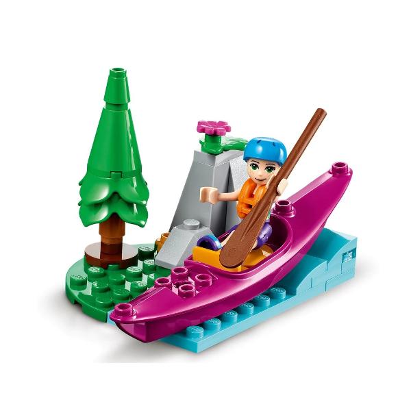 LEGO Friends - Casa din padure 41679 326 piese  Casuta plina de dotari ofera ore-n sir de distractie in padureCaptiveaza copiii iubitori de natura timp de ore in sir cu Casa din padure 41679 Copiii care adora sa se joace cu casute vor fi incantati sa exploreze camerele dragute si detaliile petrecand timp cu LEGO Friends Mia si familia eiPlina de detalii pentru joaca imaginativeAceasta casa in copac 