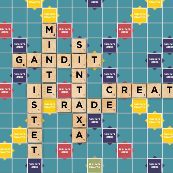 Redescopera placerea jocurilor de cuvinte cu Scrabble editia clasica ce include jetoane si suporturi din lemn pentru o experienta autentica si durabila Tabla de joc are doua fete oferind 2 jocuri intr-unul singur varianta Classic Scrabble pentru competitie strategica si varianta Scrabble Together pentru o experienta mai accesibila si colaborativa Jucatorii formeaza cuvinte incrucisate pe tabla acumuland puncte in functie de valoare literelor si a spatiilor speciale Setul este potrivit 